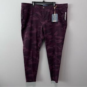 Democracy Camo Ab Solution Booty Lift Jegging Size 24W  NWT!